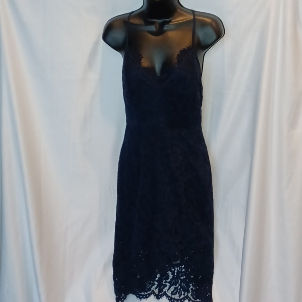 Lulu’s high low lace dress, navy blue, adjustable straps, back zip